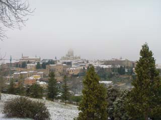 vista de segovia nevada